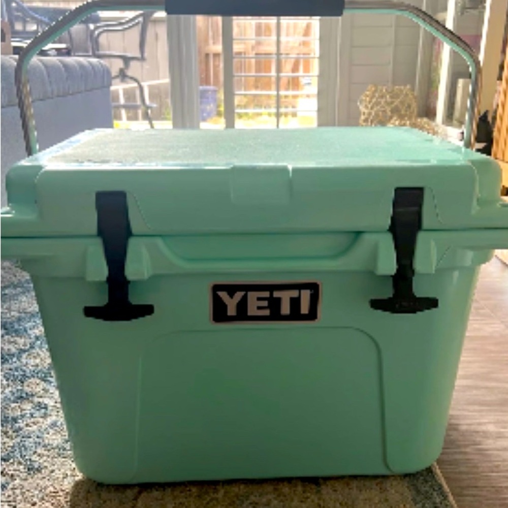 2015 Limited Edition 20 QT YETI Tundra in SEAFOAM